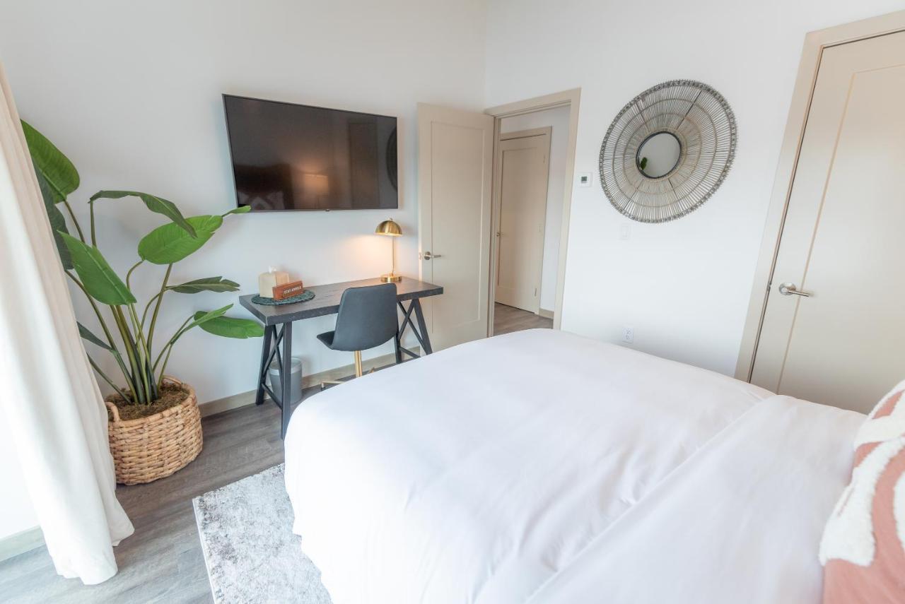 Colony Suites Палмър Екстериор снимка